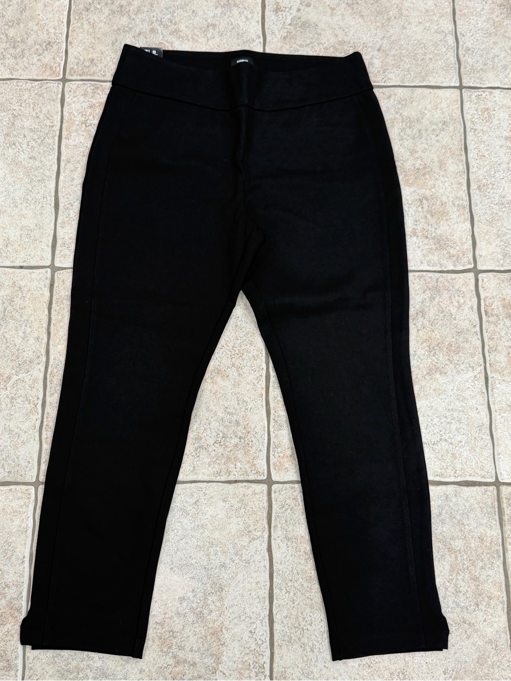 Women's Express Black Pull-On Ponte Pants size large